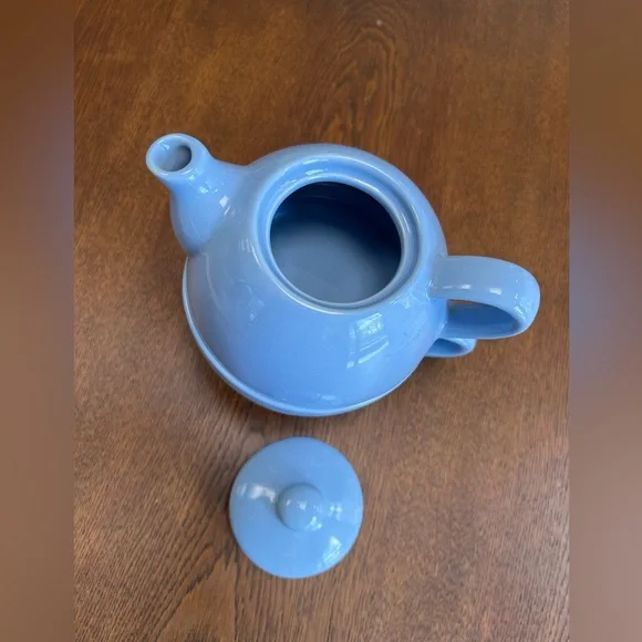 Pier One Tea steeper w/lid and pour spout and large tea cup. Pale blue. Perfect. - Picture 5 of 6